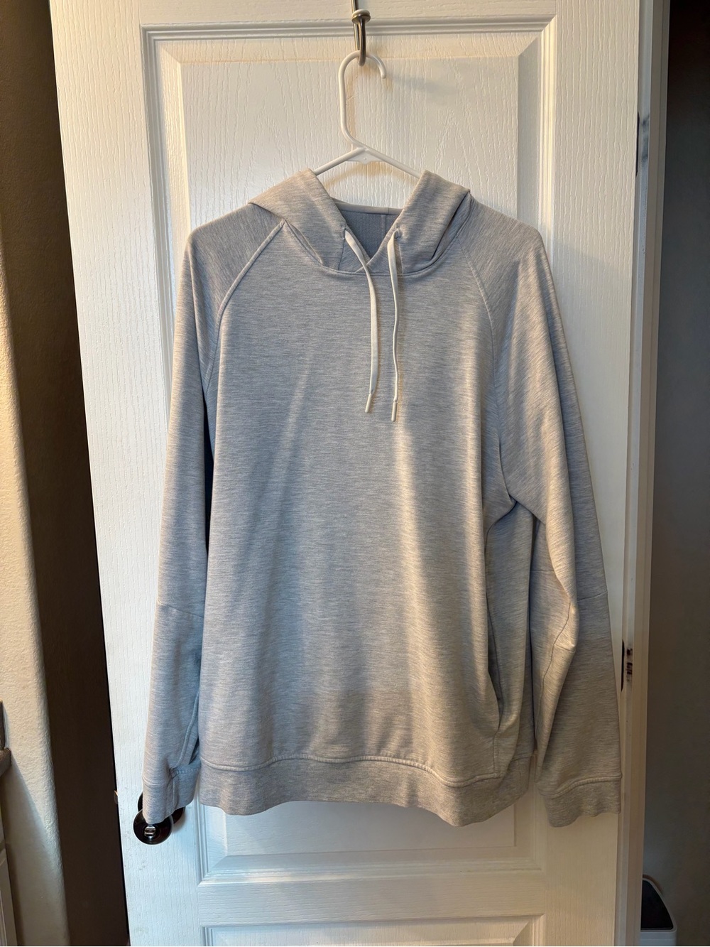 lululemon athletica Men's Heather Light Gray Hoodie